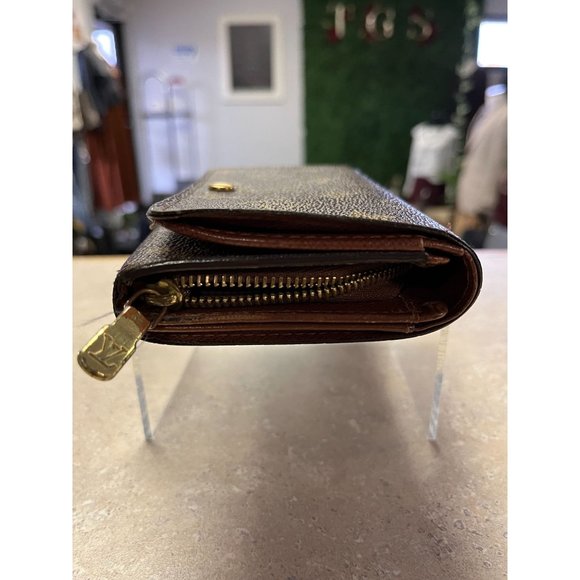 Louis Vuitton Zippy Compact - Picture 8 of 8